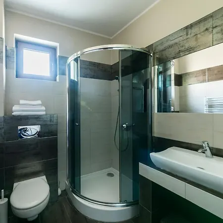 格丁尼亚别墅 3* 格丁尼亚